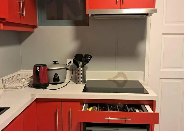 Cation, Luxury Fully Furnished With Pool Apartment
